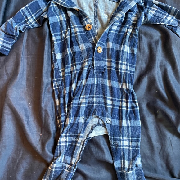 POSH PEANUT COVERALLS - Picture 2 of 7